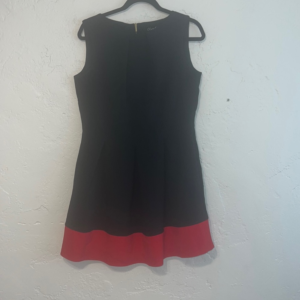 Sleeveless color block dress